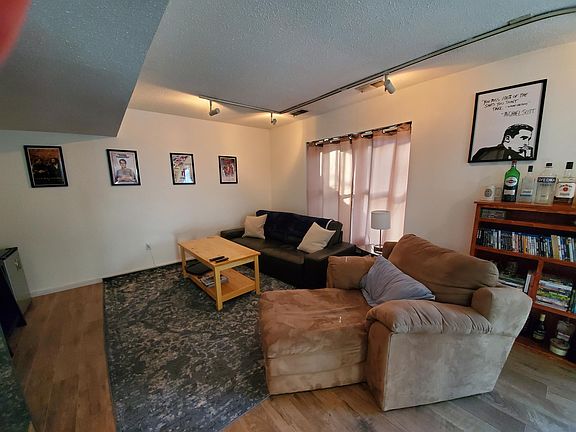 3rd image of 610 Capitol Blvd APT 4