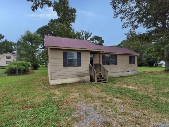 520 7th Ave SW, Arab, AL 35016