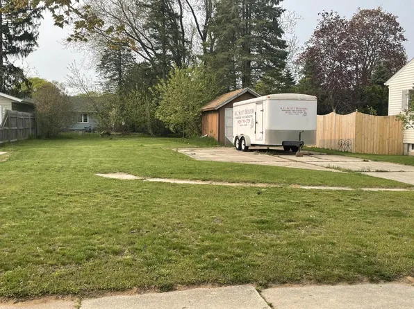 2131 34TH STREET, Two Rivers, WI 54241