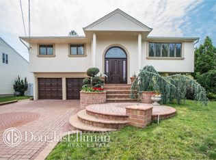 2934 Judith Dr, Bellmore, NY 11710