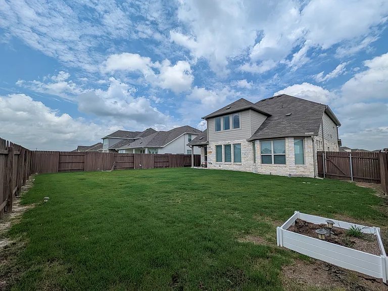 208 Monteforte Rd — Photo 25