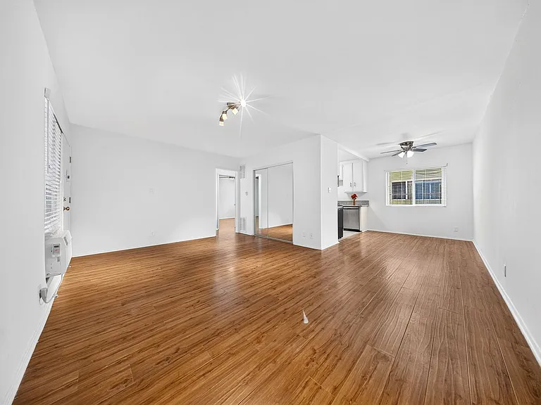 2010 S. Garth Ave. — Photo 11