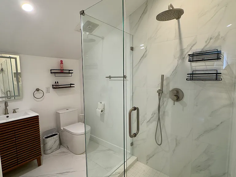 7063 Varna Ave #1 — Photo 2