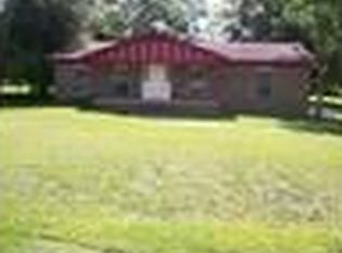 10641 Hillcrest Dr E, Grand Bay, AL 36541