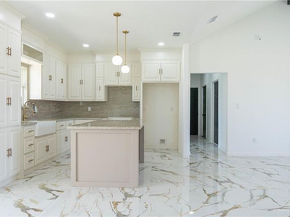 4th image of 8116 Coyote Dr