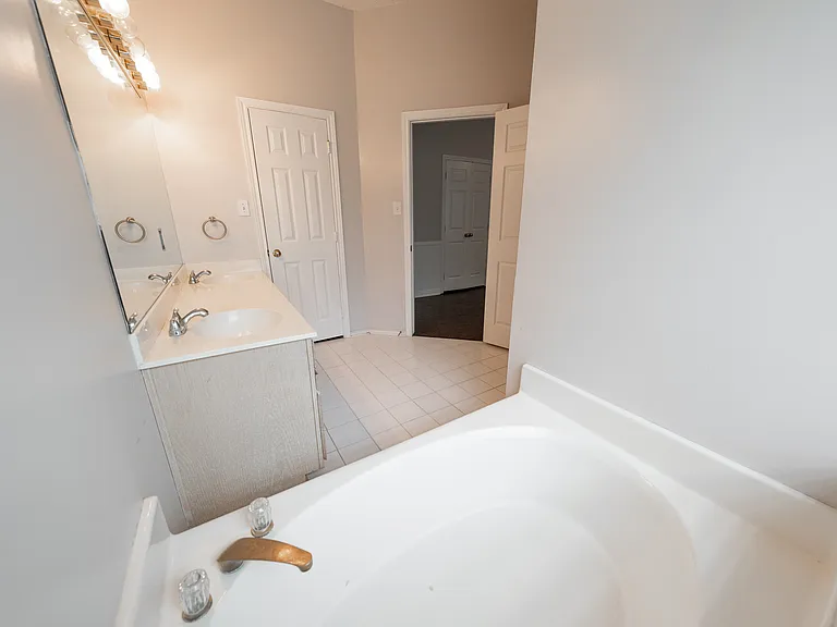 8661 Malibu St — Photo 18