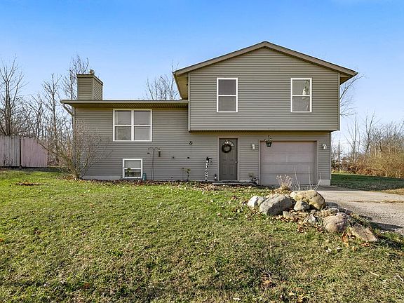 2nd image of 1061 Challot Dr