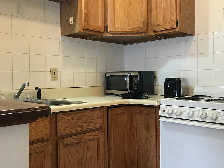 525 Beacon St #7 — Photo 7
