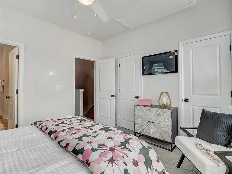 Crossings at NoDa - Townhomes for Rent in Charlotte NC — Photo 25