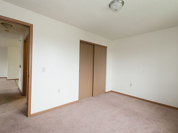 5th image of 300 Schindler Pl #202