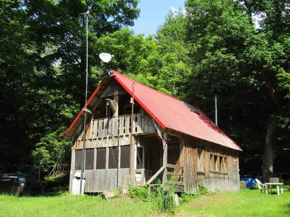 1735 Corliss Road, Richford, VT 05476