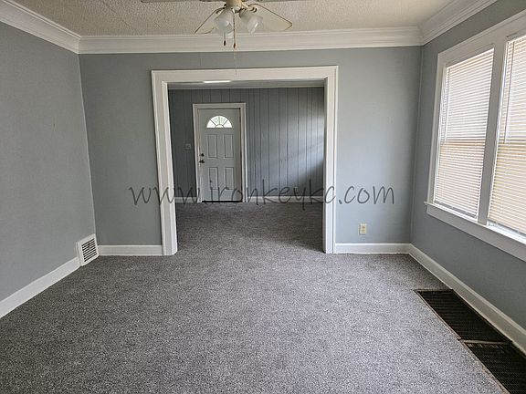 5th image of 2120 E 68th Ter