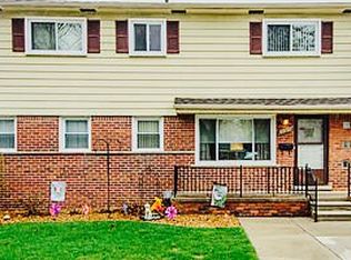 9931 Seltzer St, Livonia, MI