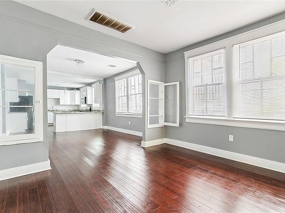 5th image of 3814 Louisiana Avenue Pkwy