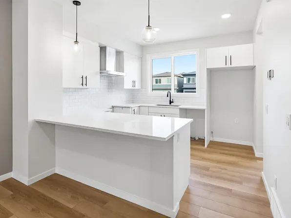 22429 83a Ave NW, Edmonton, AB T5T 7R2