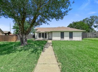 2002 Bridger Dr, Mesquite, TX 75149