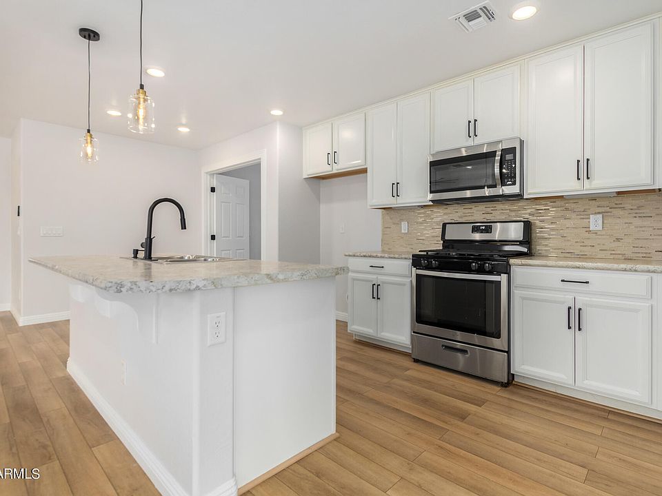 1st image of 37128 N YELLOWSTONE Drive