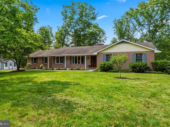 5 Lauriann Ct, Parkton, MD 21120