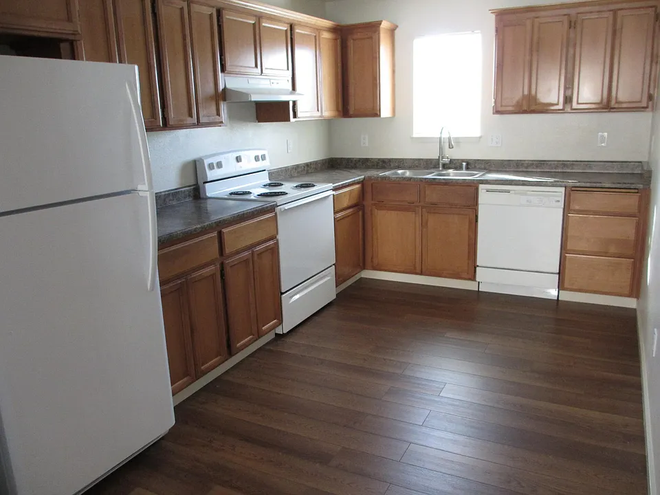 3303 Churn Creek Rd #13
