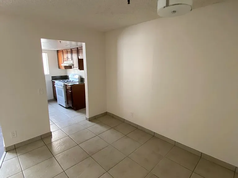B & B Apartments — Photo 16