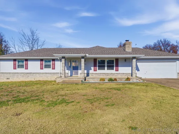 1413 Orchard Dr, Grove, OK 74344