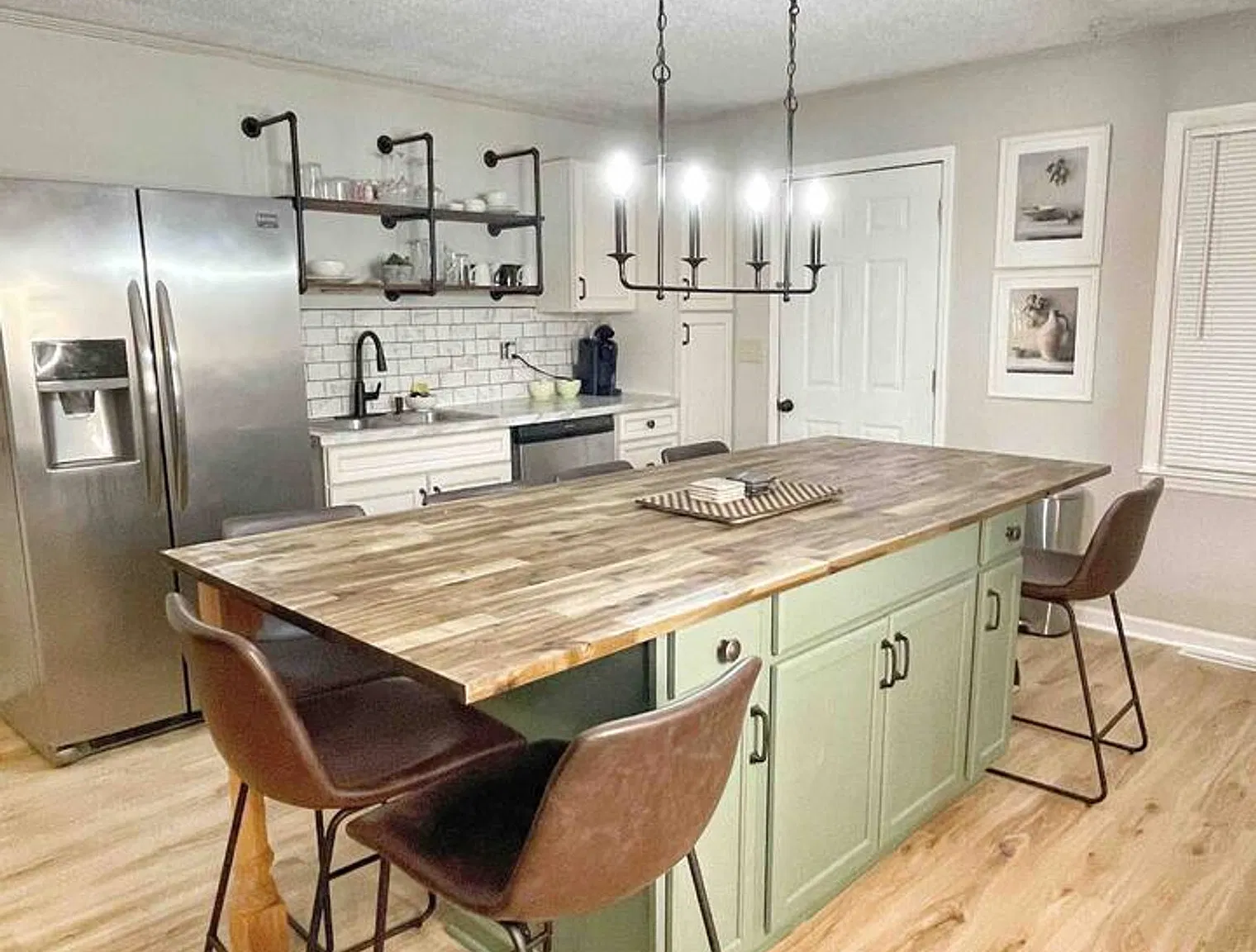 5 bed, 3.0 bath, $3,388 — Photo 2