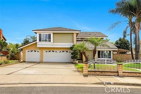 1348 Tabor Ln — Photo 1