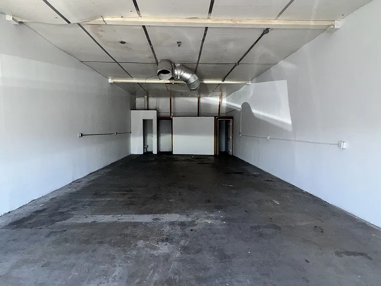 2302 Cabrera Ave #2320 — Photo 12