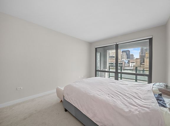 2nd image of 130 N Garland Ct APT 2206