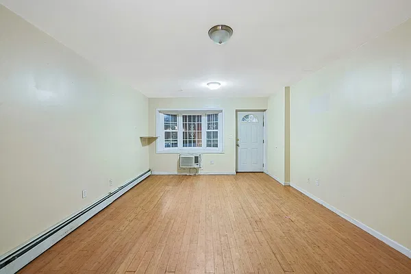 Sold by Keller Williams Realty Empire | media 28