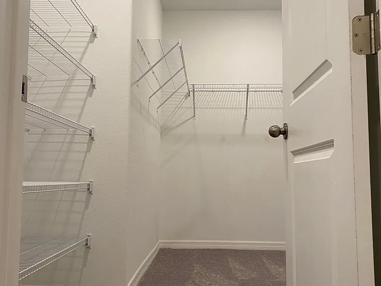 Large master suite closet