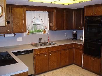3rd image of 8102 Dorrcrest Ln