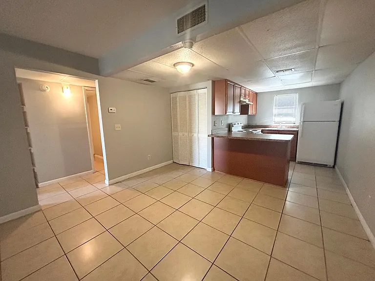 1229 Kennedy Rd #71 — Photo 3