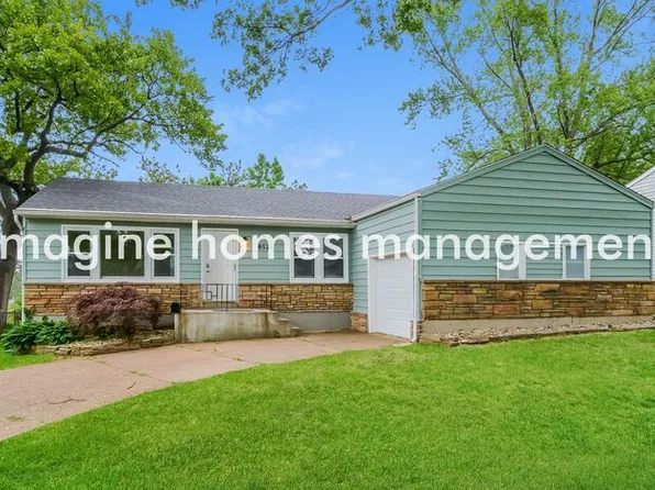8526 General Grant Ln, Saint Louis, MO 63123
