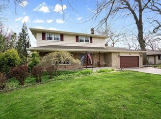 811 95th St, Pleasant Prairie, WI 53158