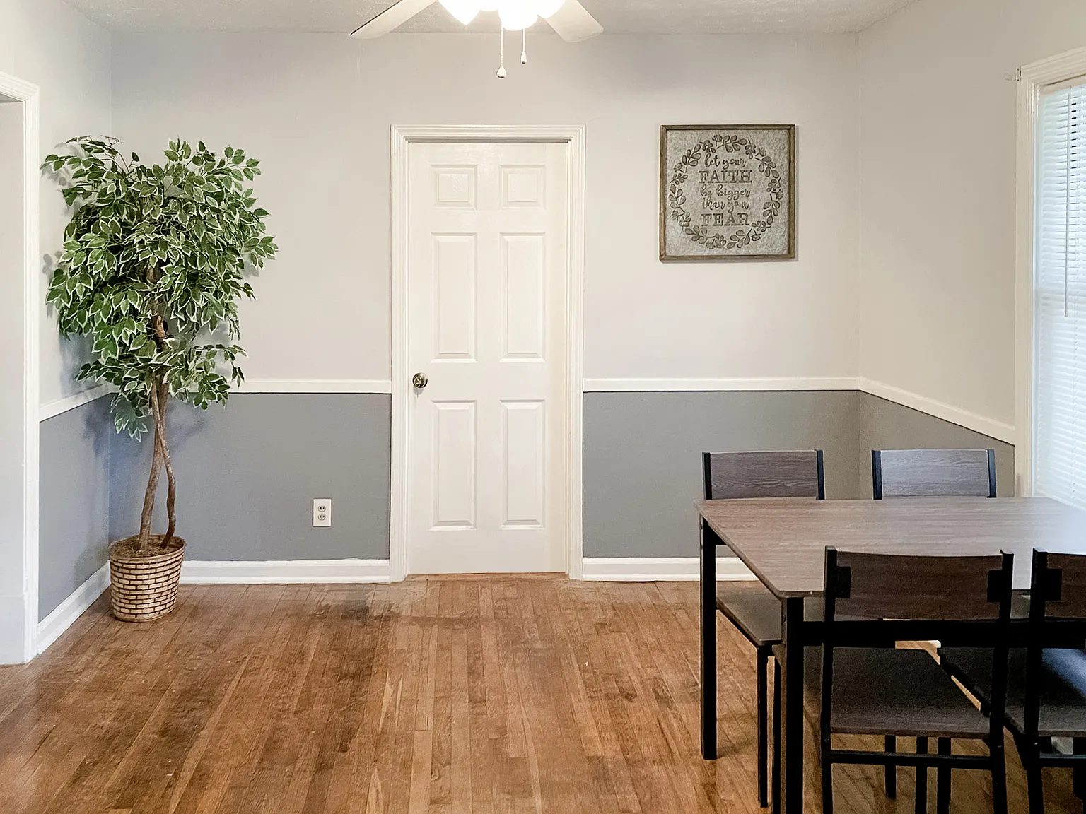 4 bed, 1.5 bath, 2400 sqft, $819 — Photo 2