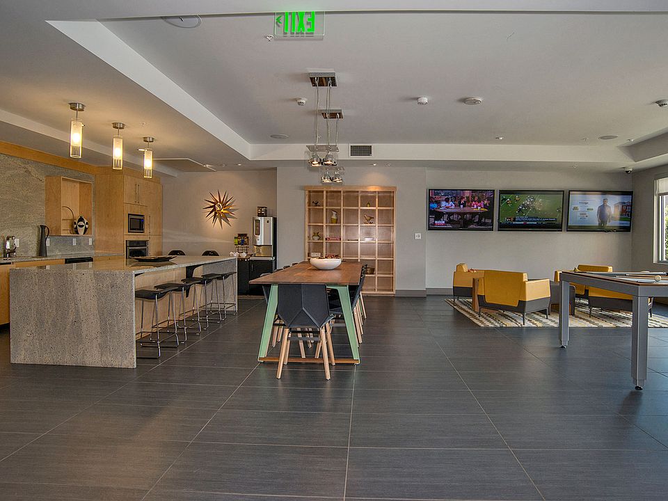 Clubroom with Billards