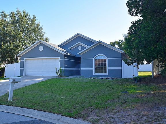 2nd image of 500 Lake Charles Dr