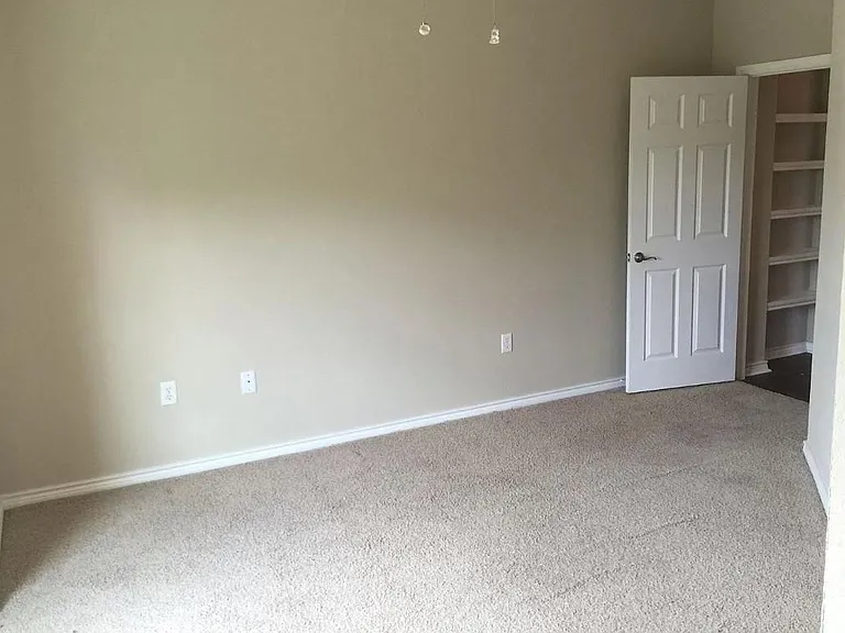 351 George Bush Dr E — Photo 17