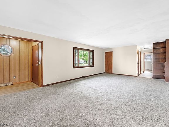 3rd image of 2456 Jackson St