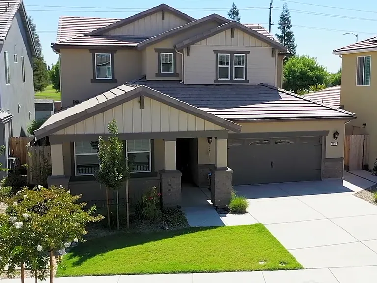 1670 Dedini Ln — Photo 2