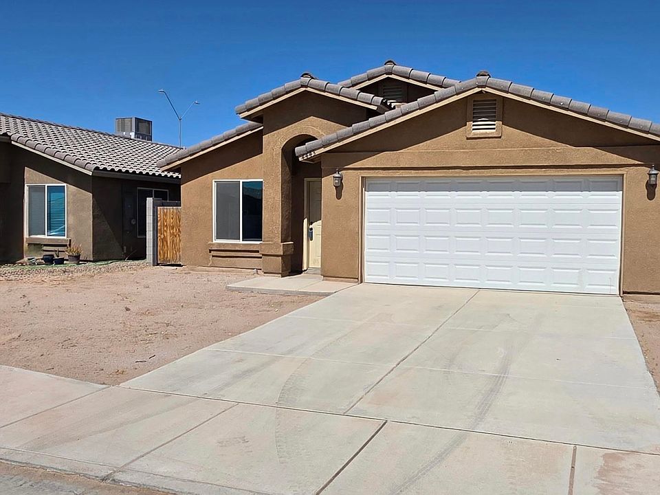 1st image of 4443 S Ponderosa Trl