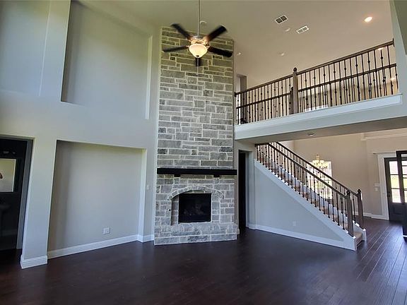 4th image of 1256 Madera Dr