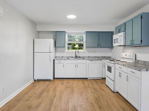 4th image of 600 Trudy St APT C