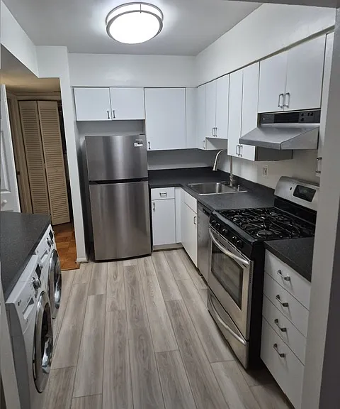 9804 Georgia Ave #301 — Photo 2