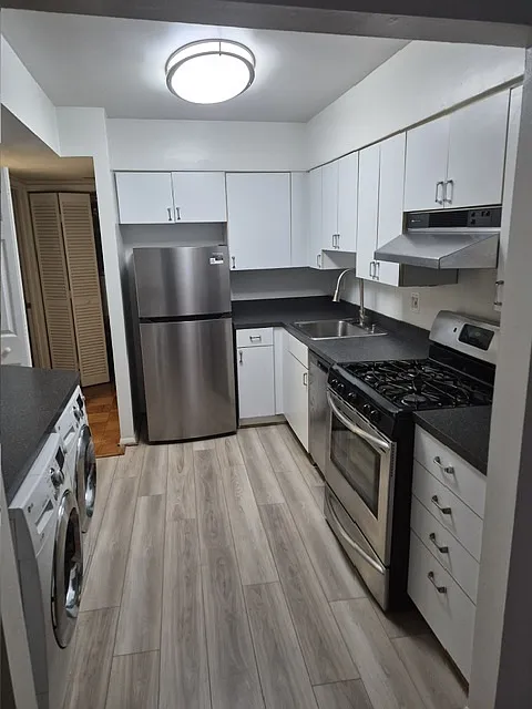 Building Photo - 9804 Georgia Ave #301
