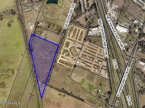 100 Gatehouse Dr, Carencro, LA 70520