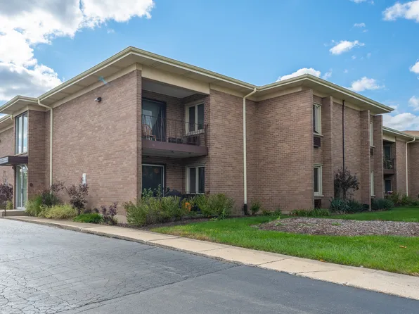 484 N Addison Ave APT 101E, Elmhurst, IL 60126