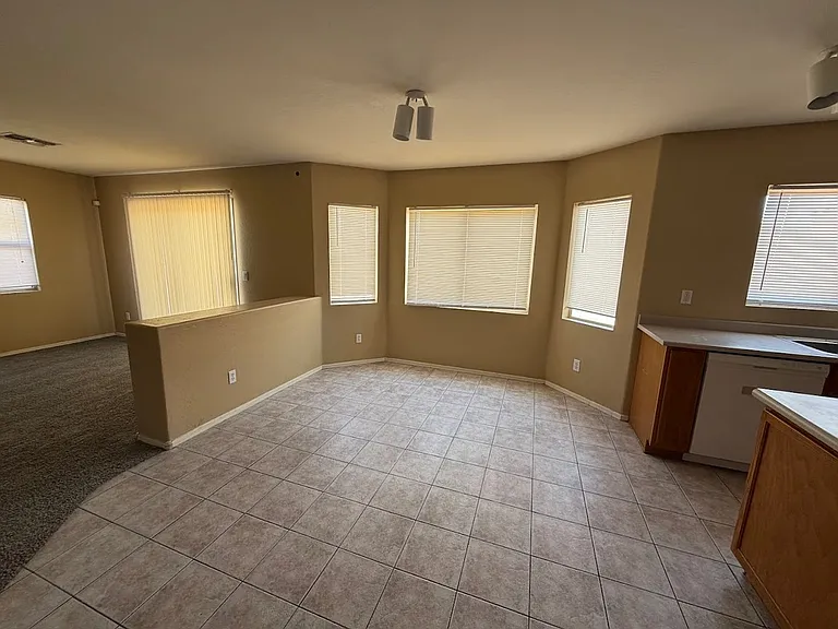12634 W Windrose Dr — Photo 9