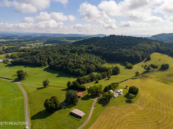 2060 Snipe Ln, New Market, TN 37820